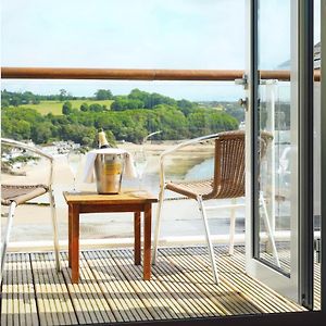Superior King Balcony Sea View